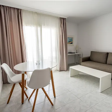 Apart-hotel Duquesa Playa Santa Eulária des Riu