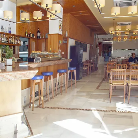 Duquesa Playa Apart-hotel 4*